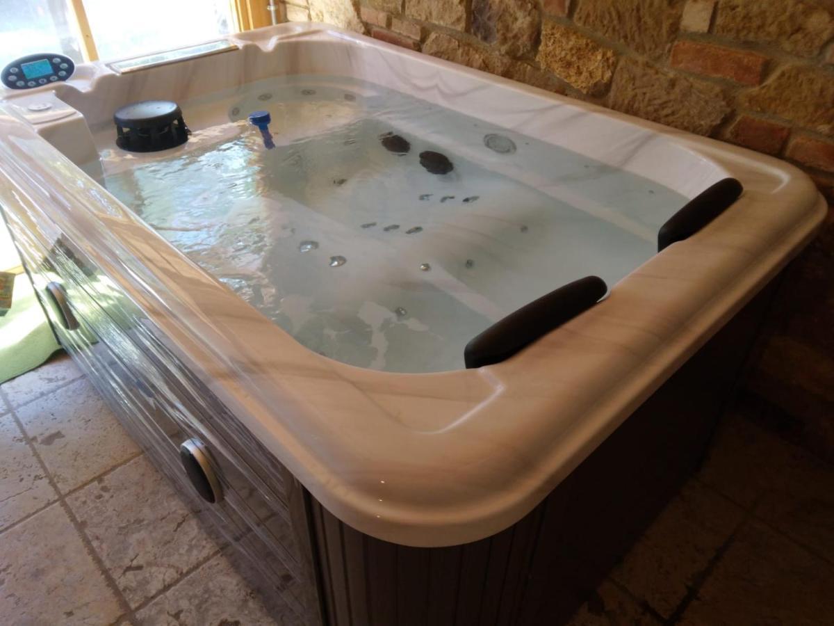 Agriturismo Podere Biancospino Piscina Privata Chianciano Terme Εξωτερικό φωτογραφία